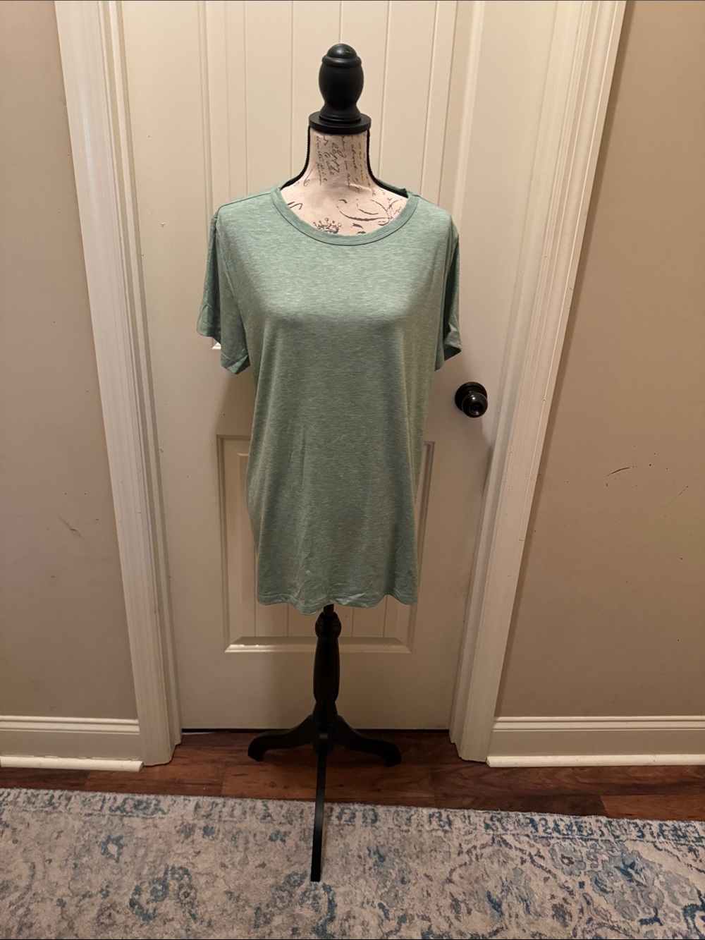 Lightweight Short-Sleeve Tee in Sage Green